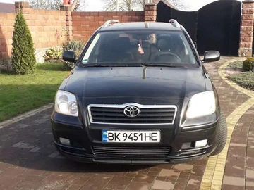 Авто Toyota Avensis 2004 № 8213379