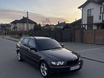 Авто BMW 3 Series 2002 № 8213384