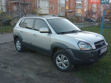 Авто Hyundai Tucson 2013 № 8213533