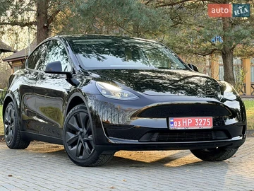 Авто Tesla Model Y 2024 № 8213762
