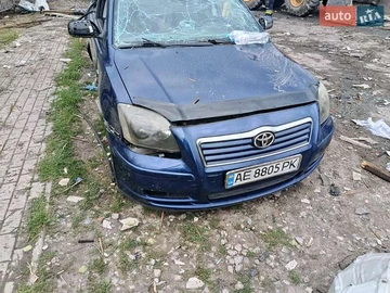 Авто Toyota Avensis 2003 № 8213813