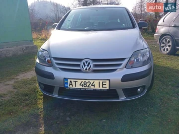 Авто Volkswagen Golf Plus 2008 № 8214121