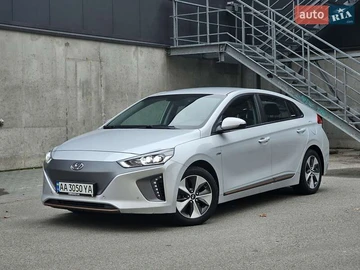 Авто Hyundai Ioniq 2019 № 8214179
