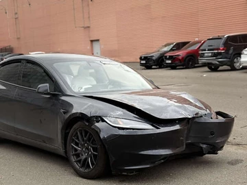 Авто Tesla Model 3 2025 № 8214232