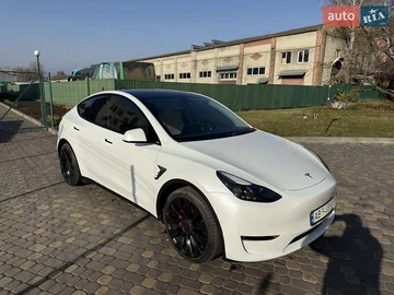 Авто Tesla Model Y 2022 № 8214256