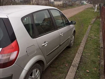 Авто Renault Scenic 2004 № 8214470