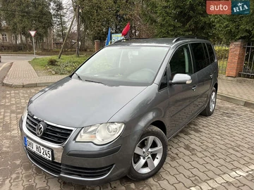 Авто Volkswagen Touran 2007 № 8214726