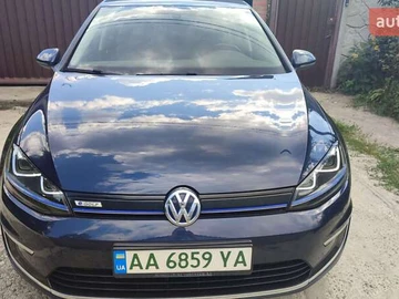 Авто Volkswagen E-Golf 2015 № 8214779