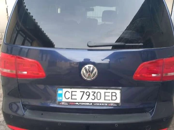 Авто Volkswagen Touran 2013 № 8214785
