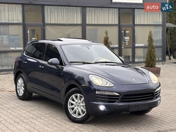 Авто Porsche Cayenne 2011 № 8215044