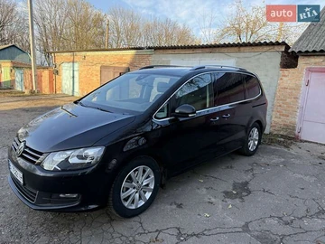 Авто Volkswagen Sharan 2016 № 8215087