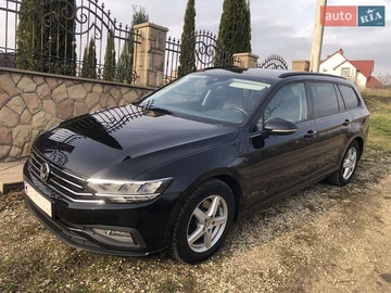 Авто Volkswagen Passat 2021 № 8215102