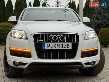 Авто Audi Q7 2015 № 8215110