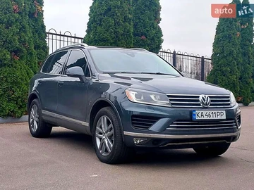 Авто Volkswagen Touareg 2015 № 8215119