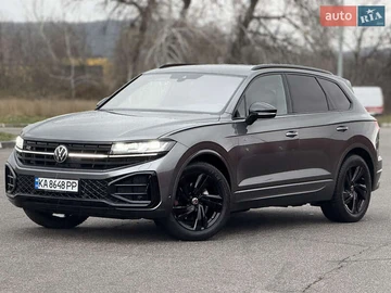 Авто Volkswagen Touareg 2024 № 8215253