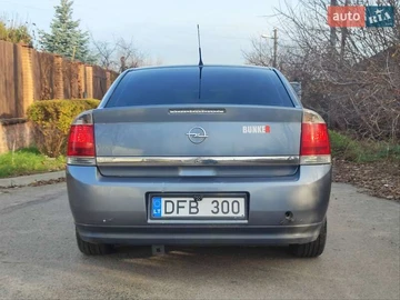 Авто Opel Vectra 2004 № 8215364