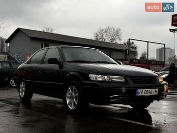 Авто Toyota Camry 1999 № 8215411