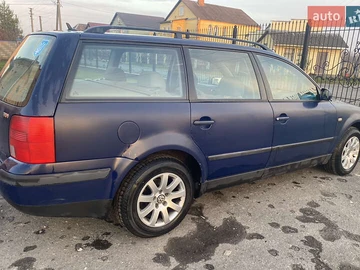 Авто Volkswagen Passat 2000 № 8215445