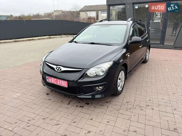 Авто Hyundai I30 2010 № 8215498