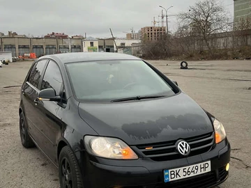 Авто Volkswagen Golf Plus 2005 № 8215503