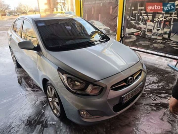 Авто Hyundai Accent 2011 № 8215517