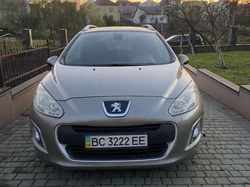 Авто Peugeot 308 2013 № 8215526
