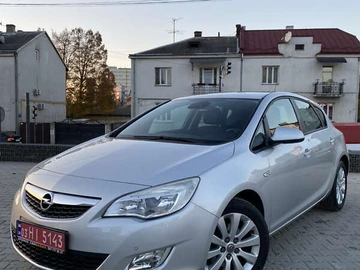 Авто Opel Astra 2012 № 8215753