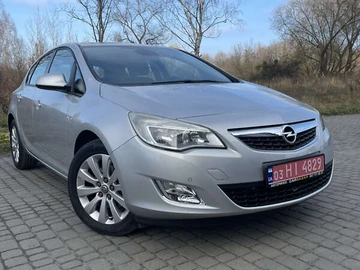 Авто Opel Astra 2013 № 8215758