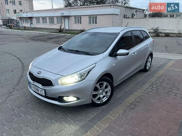 Авто KIA Ceed 2012 № 8215764