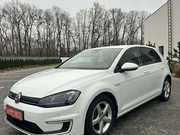 Авто Volkswagen E-Golf 2015 № 8215772