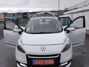 Авто Renault Grand Scenic 2013 № 8215793