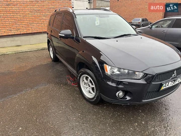 Авто Mitsubishi Outlander Xl 2010 № 8215804