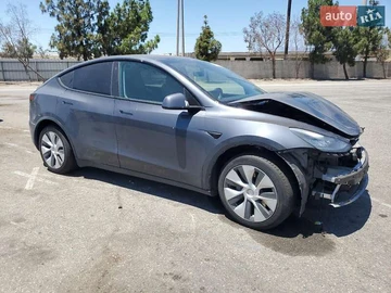 Авто Tesla Model Y 2021 № 8216080