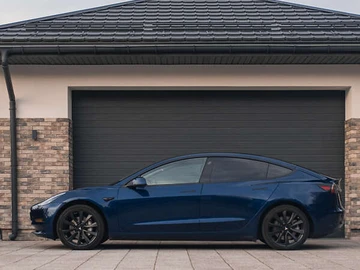 Авто Tesla Model 3 2021 № 8216091