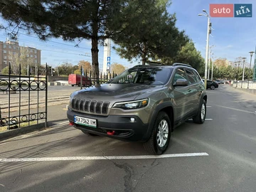Авто Jeep Cherokee 2020 № 8216098