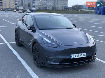 Авто Tesla Model Y 2023 № 8216138