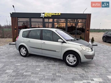 Авто Renault Scenic 2004 № 8216434