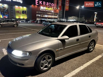 Авто Opel Vectra 2001 № 8216447
