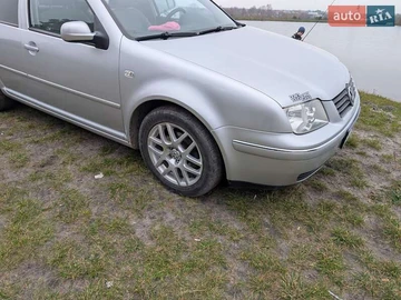 Авто Volkswagen Bora 2002 № 8216450