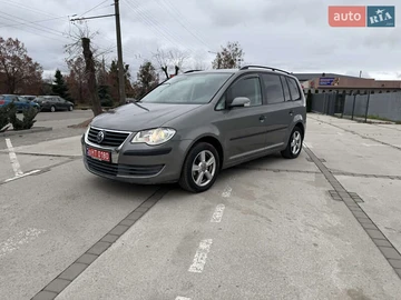 Авто Volkswagen Touran 2007 № 8216653