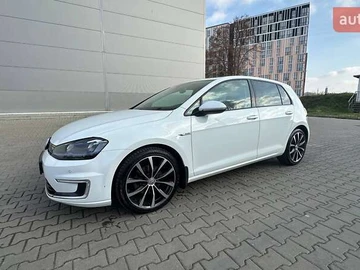 Авто Volkswagen E-Golf 2015 № 8216685