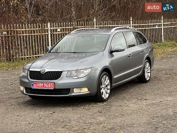 Авто Skoda Superb 2010 № 8216760