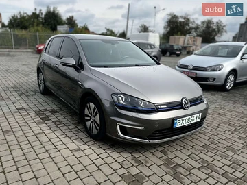Авто Volkswagen E-Golf 2016 № 8216767