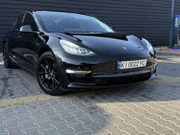 Авто Tesla Model 3 2019 № 8216971