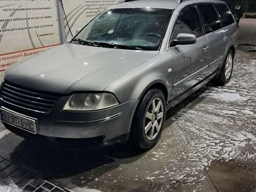 Авто Volkswagen Passat 2002 № 8217070