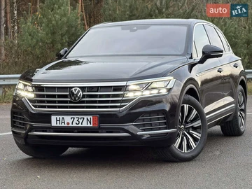 Авто Volkswagen Touareg 2022 № 8217433