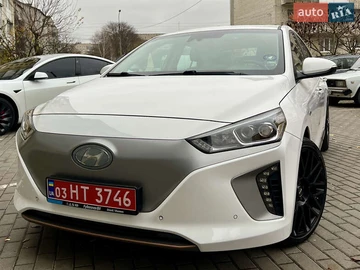 Авто Hyundai Ioniq Electric 2017 № 8217607