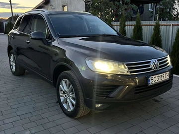 Авто Volkswagen Touareg 2015 № 8217634