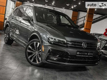 Авто Volkswagen Tiguan 2020 № 8217647
