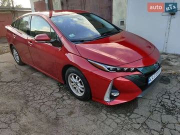 Авто Toyota Prius Prime 2017 № 8217994